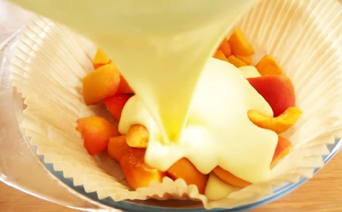Torta allo yogurt e albicocca