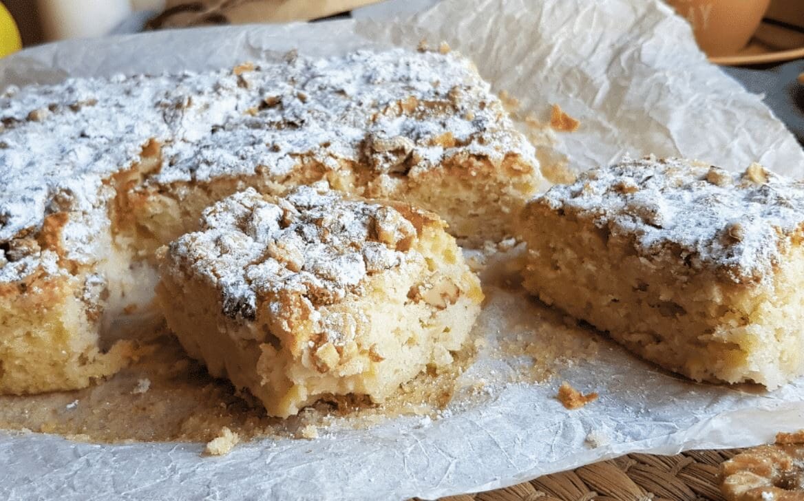 Torta di mele, noci e avena