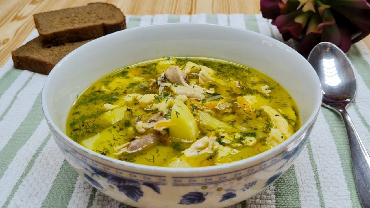 Zuppa di pollo e verdure