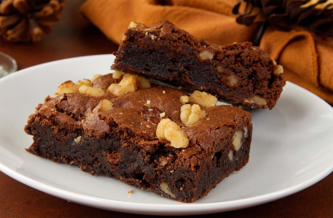 Brownie banane, cacao e noci