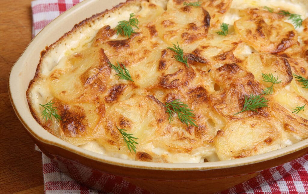 Le patate e il petto di pollo li ho cucinati così per cena: non è rimasto più nulla | Solo 310 Kcal!