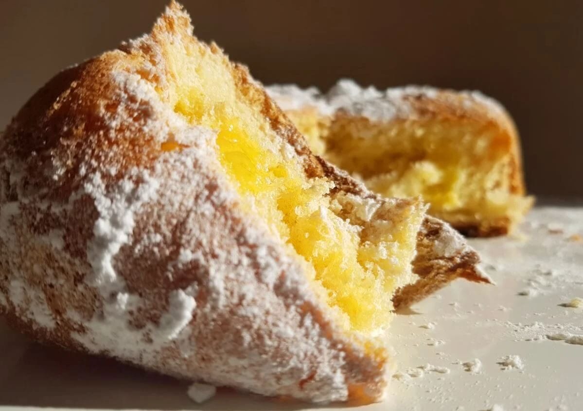 pandoro-con-crema-allo-zafferano-1630679