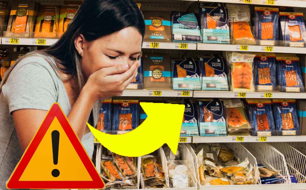 Scatta l’allerta nei supermercati: ritirato questo noto marchio di salmone affumicato, è contaminato da batteri | Non mangiatelo!