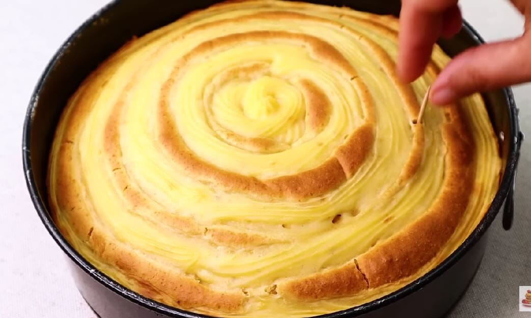 torta-di-mele-e-crema-8584697