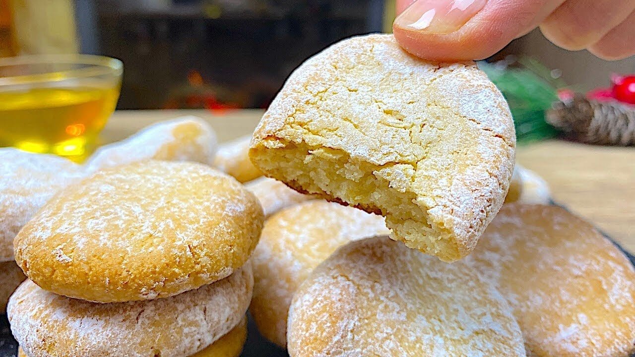 biscotti-alle-mandorle-7089301