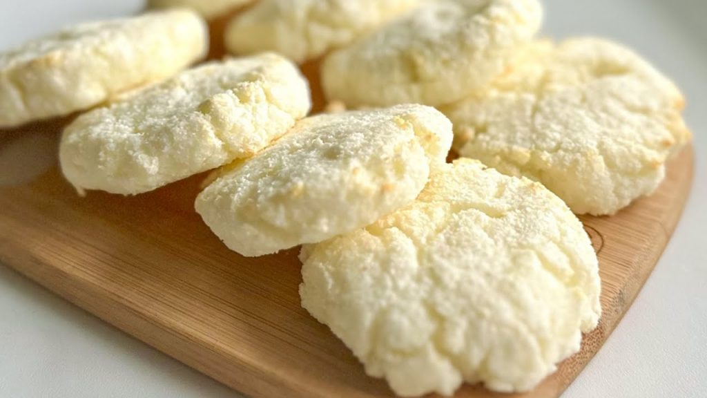 Questi biscotti li preparo senza farina, burro e olio: ma uso ricotta e scaglie di cocco | Solo 70 Kcal!