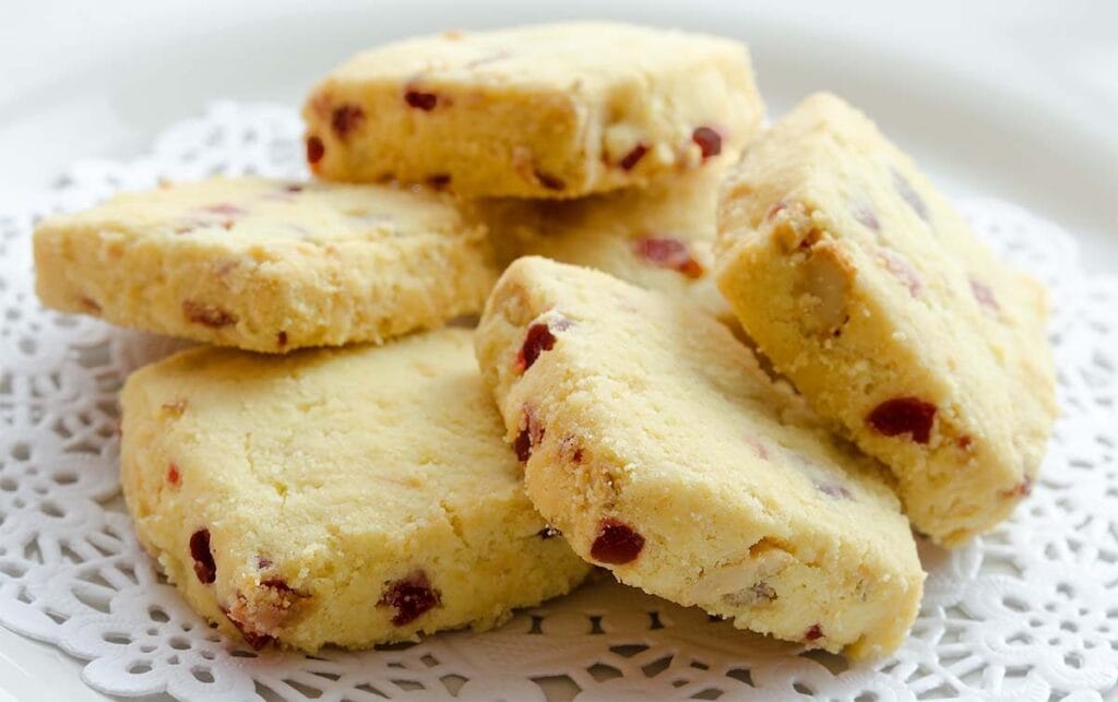 Con le mele e uvetta preparo dei biscotti favolosi senza usare né uova e né burro | Solo 80 Kcal!