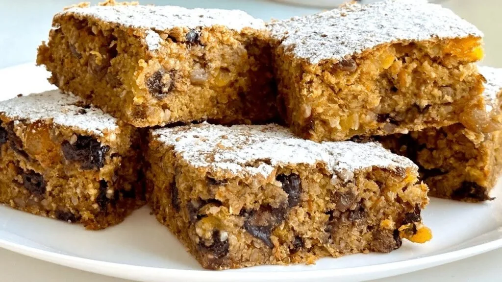 Avena, banana e carote: questa torta la preparo così, mai fatta così buona | Solo 210 Kcal!