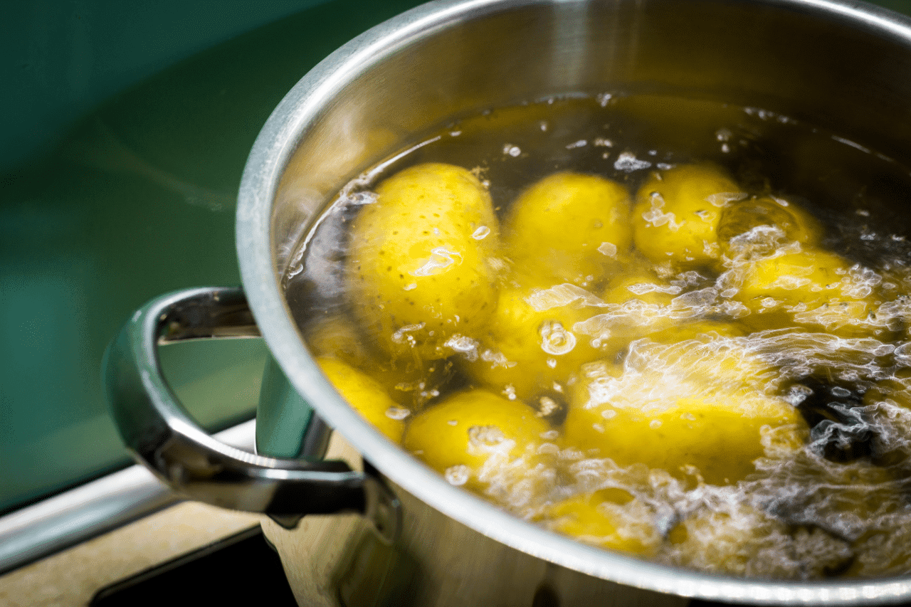 Acqua di cottura delle patate