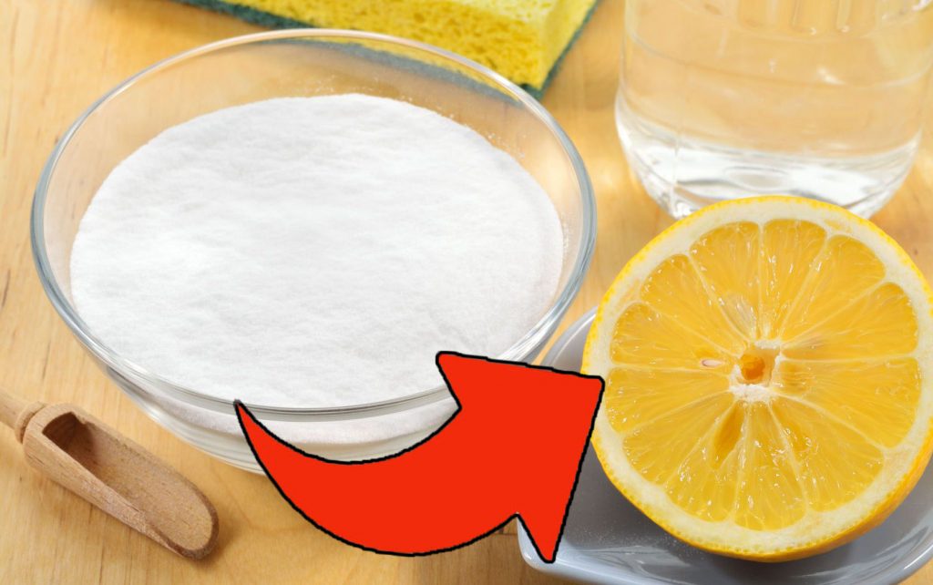 Mischio assieme limone e sale, usati così “valgono oro”: me lo ha insegnato mia nonna e funziona sempre!