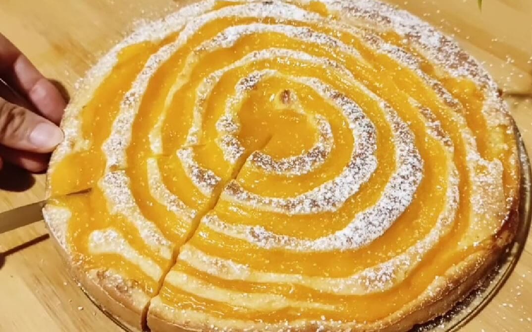 Torta all'arancia cremosa