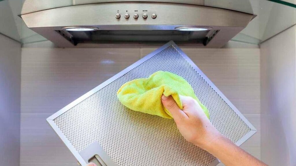 cappa-cucina-pulizia-1024x576-1-4942395