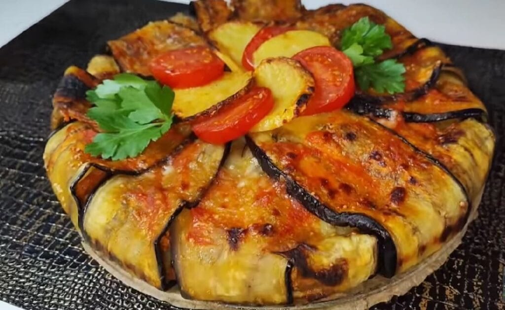 Non friggo le melanzane, le cuocio così e preparo la cena: tutti hanno voluto la ricetta | Solo 230 Kcal!