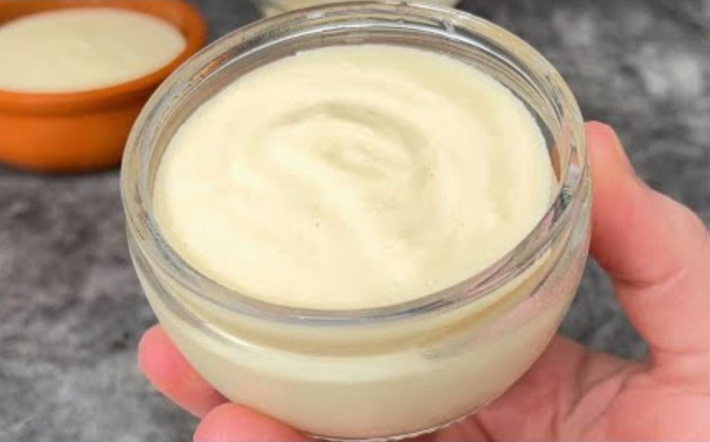 Yogurt, lo preparo con i ceci e senza mettere latte: è ricco di probiotici che rafforzano la flora intestinale!