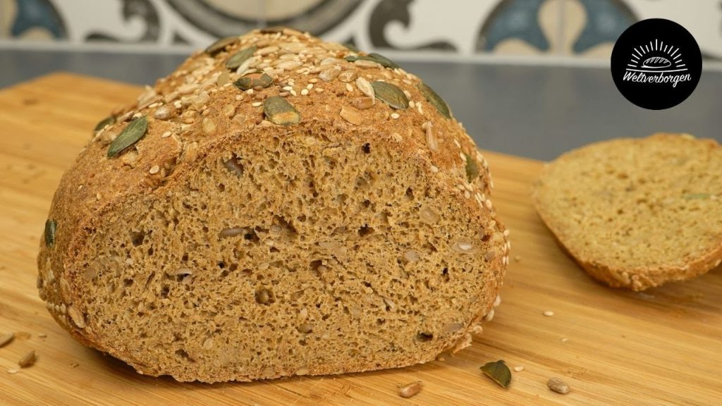 Pane senza farina, mantiene bassa la glicemia e altamente proteico: lo preparo così e non mi stanco mai di mangiarlo!