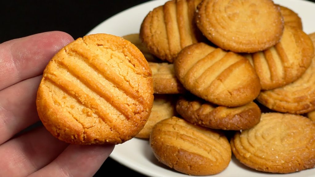 Biscotti keto, non c’è bisogno di usare la farina ma li preparo con appena 3 ingredienti: non ne bastano mai!