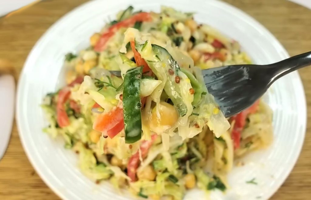 L’insalata della salute, un vero tesoro: la mangio almeno due volte a settimana per cena | Solo 190 Kcal!