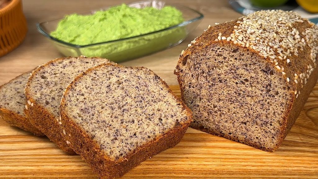 Pane proteico e saziante: non alza la glicemia, non metto neanche 1 grammo di farina!