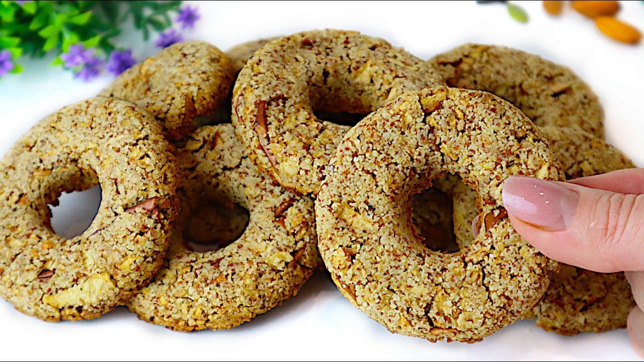 Biscotti di mele e mandorle