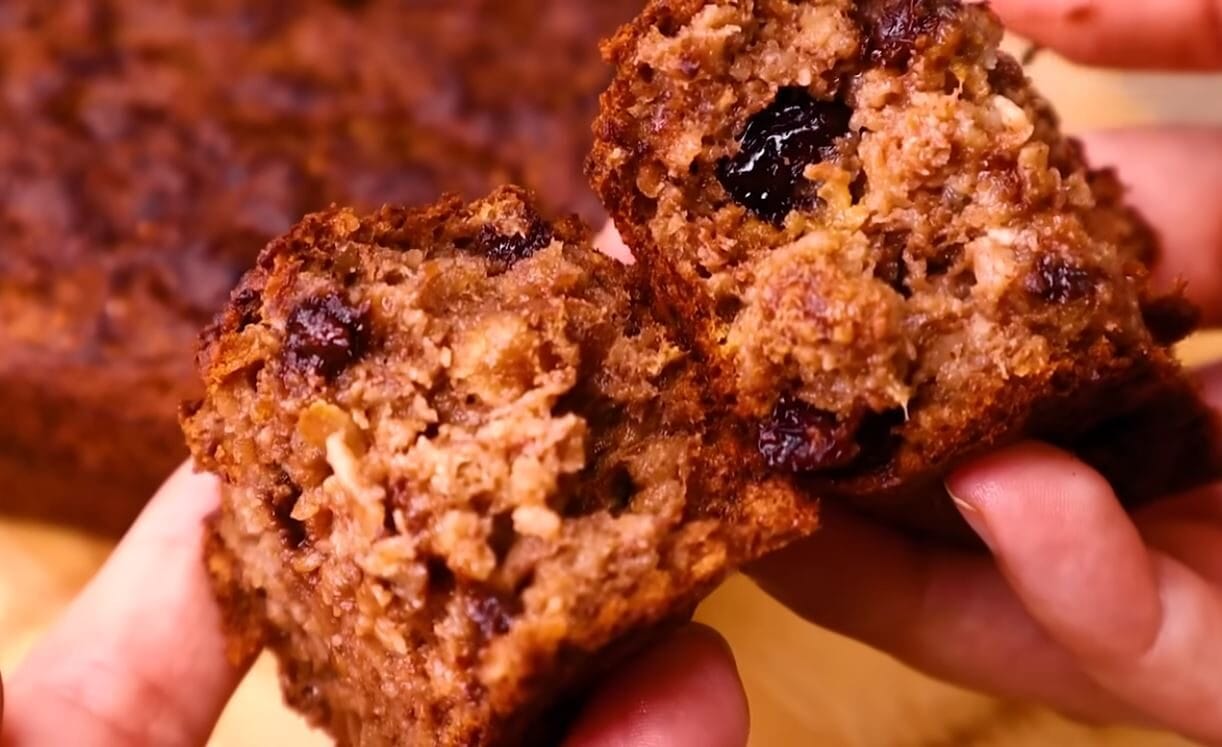 Plumcake banana, avena e mandorle