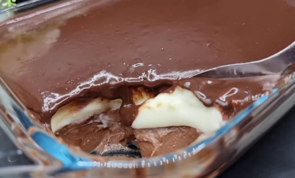 Dessert cremoso al latte e cioccolato, è da anni che lo preparo così e va sempre a ruba | Solo 180 Kcal!