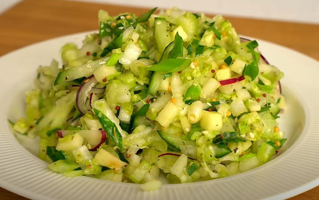 Insalata di cavolo e cetrioli