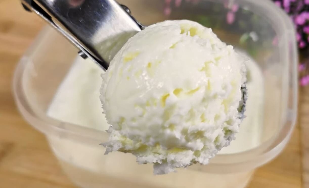 Gelato alla ricotta