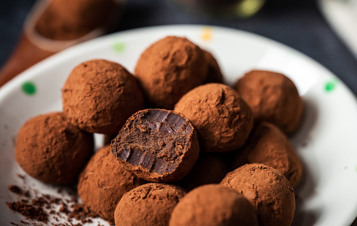 Tartufini di avena, caffè e cacao