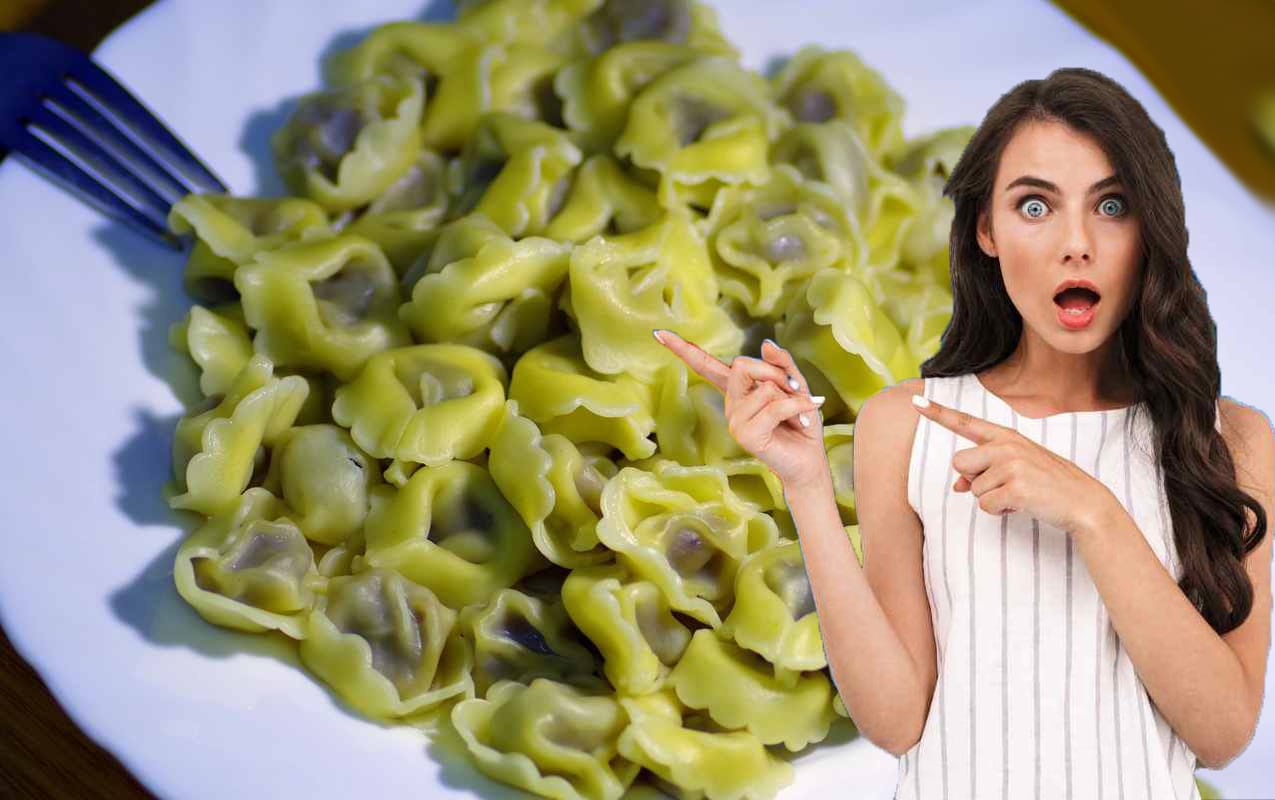 Una donna mangia un piatti di tortellini al ristorante e poi muore: cosa è successo!