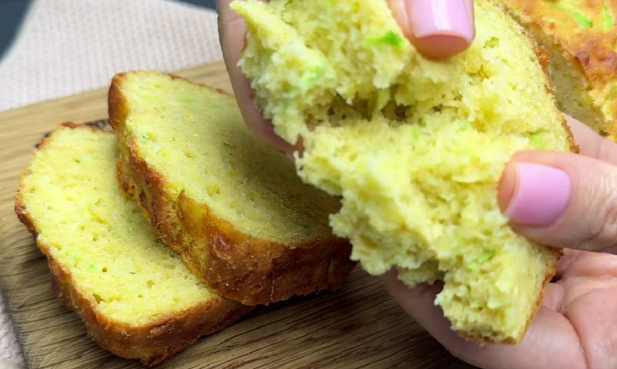 Pane di zucchine e formaggio