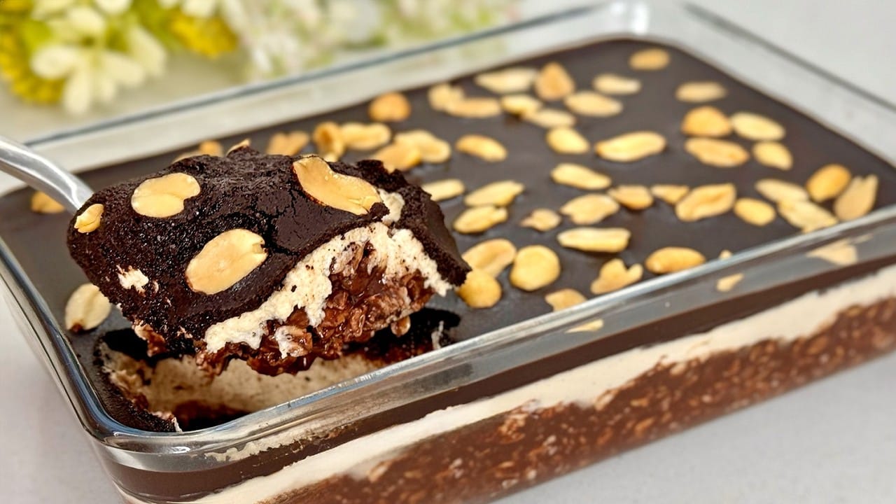 Torta di avena, arachidi e cioccolato