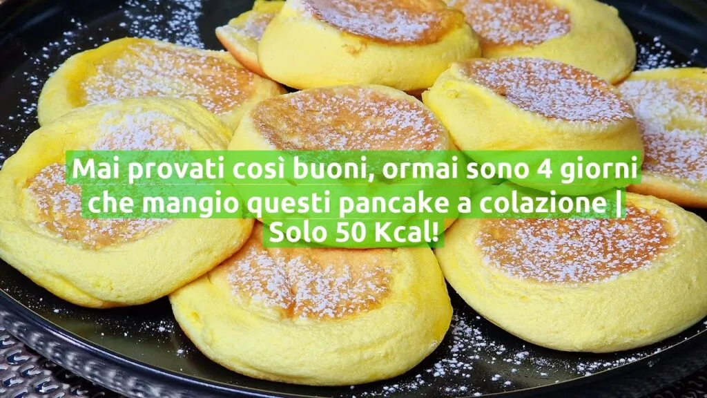Mai provati così buoni, ormai sono 4 giorni che mangio questi pancake a colazione | Solo 50 Kcal!