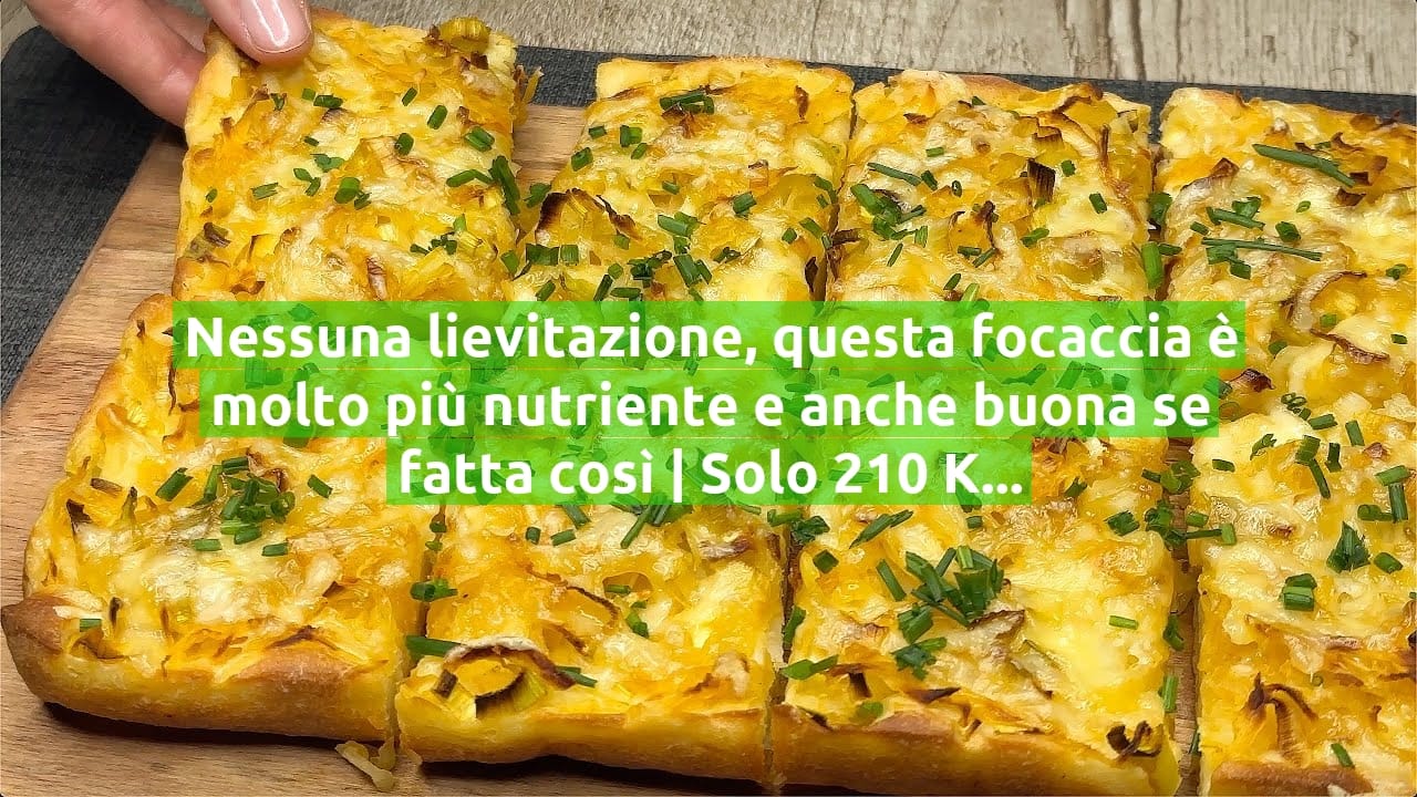Nessuna lievitazione, questa focaccia è molto più nutriente e anche buona se fatta così | Solo 210 Kcal!
