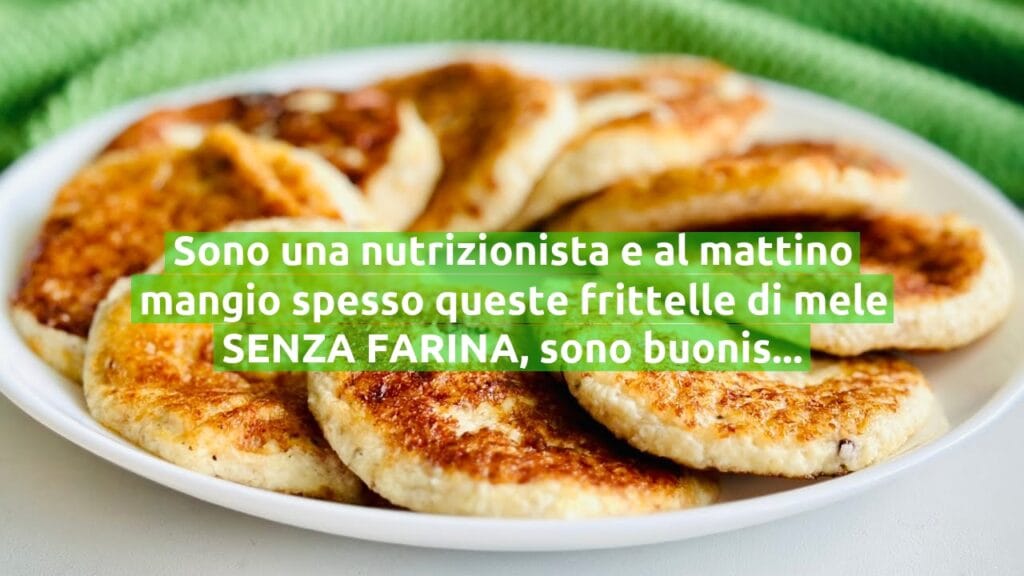 Sono una nutrizionista e al mattino mangio spesso queste frittelle di mele SENZA FARINA, sono buonissime | Solo 95 kcal!