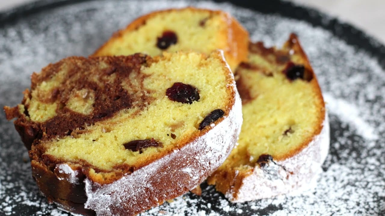Torta all'arancia, cioccolato e uvetta