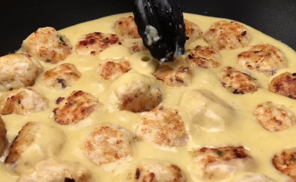 Polpette di pollo in salsa