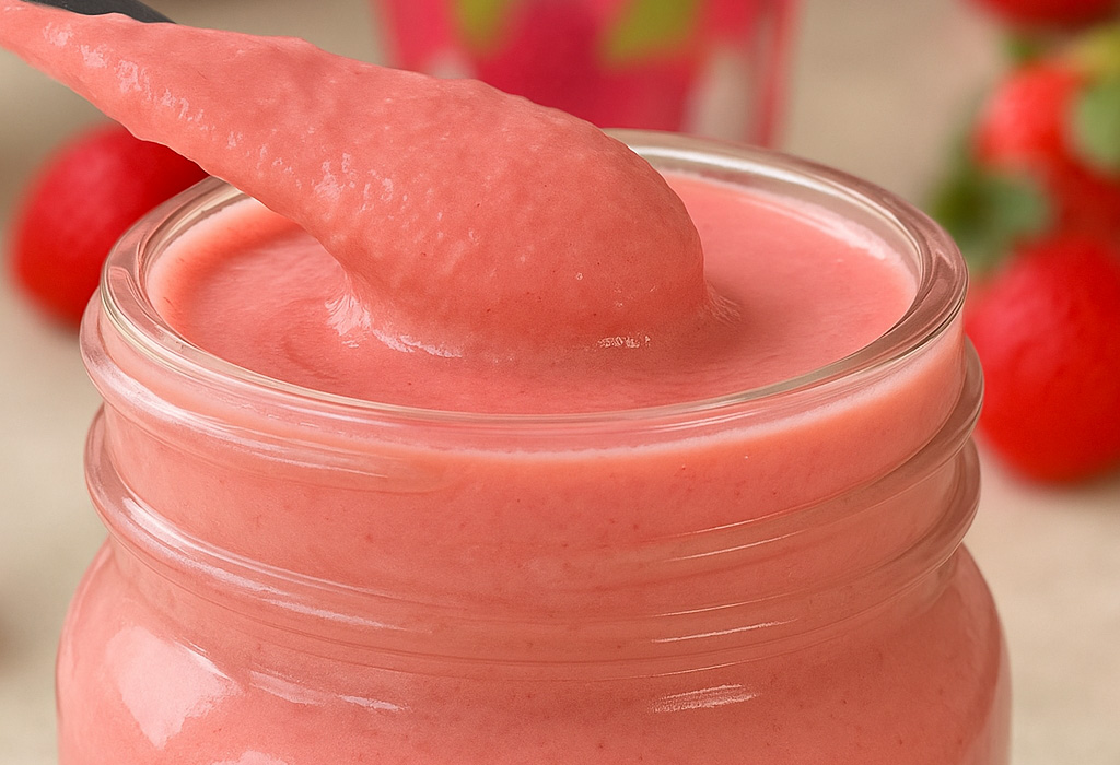 Nutella alla fragola, nutriente e salutare da spalmare su dolci e pane al mattino: è golosissima!