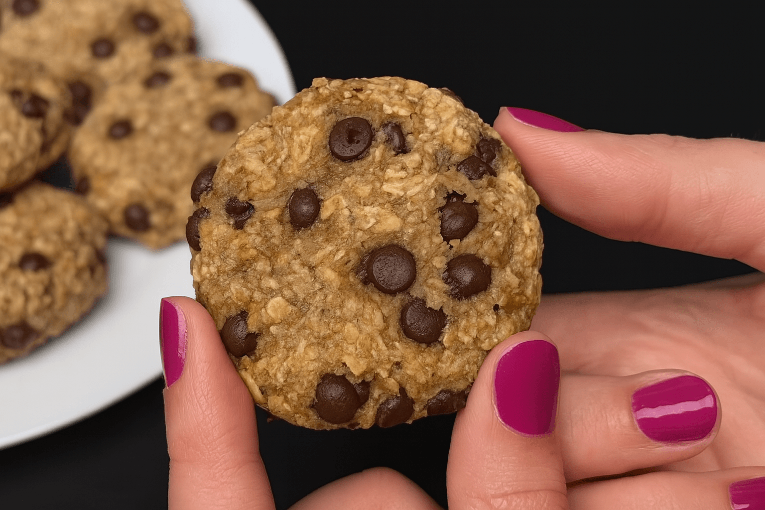 Biscotti avena, banana e cioccolato