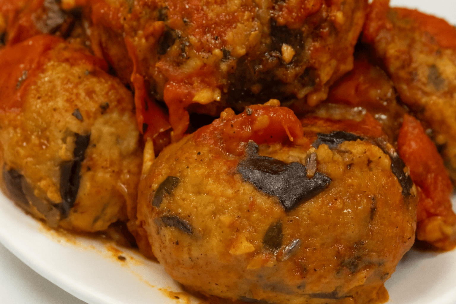Polpette di melanzane al sugo