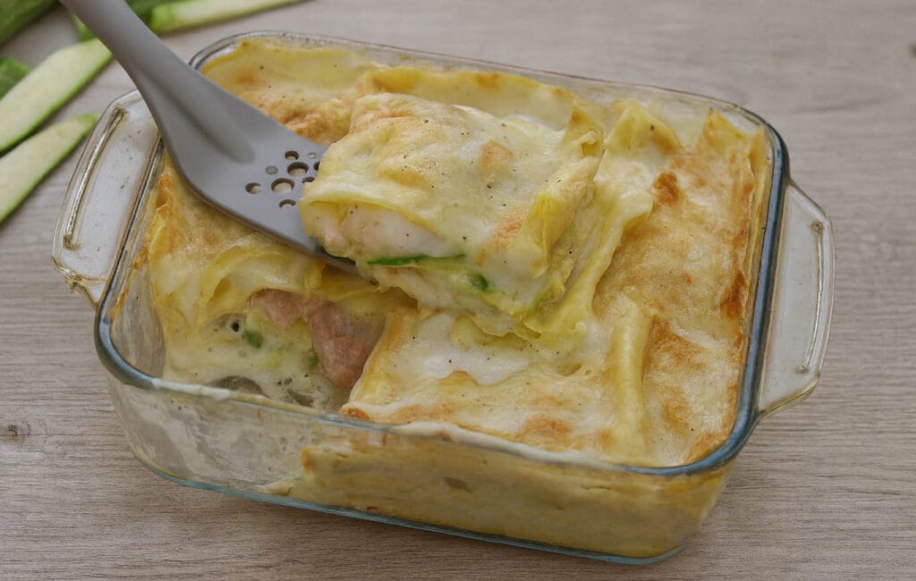 Ho fatto la lasagna di zucchine, è venuta così buona che anche mia suocera ha chiesto la ricetta (con solo 370 Kcal)