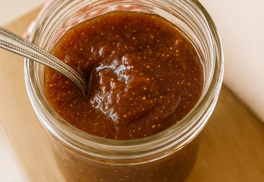 Con 1 kg di fichi maturi preparo la marmellata più dolce e naturale di tutte: non ci metto zucchero e viene buonissima lo stesso, solo 40 calorie e dura mesi in dispensa!