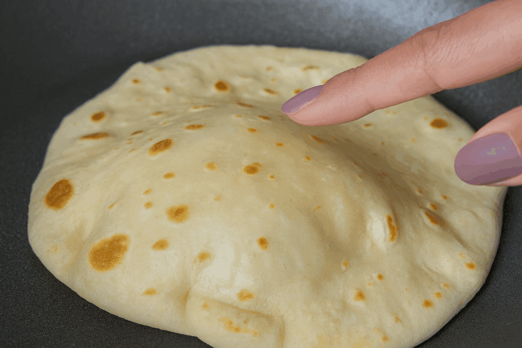 Non sono piadine, non sono crespelle: con solo 2 ingredienti preparo queste “piadelle” leggere e pronte in 5 minuti