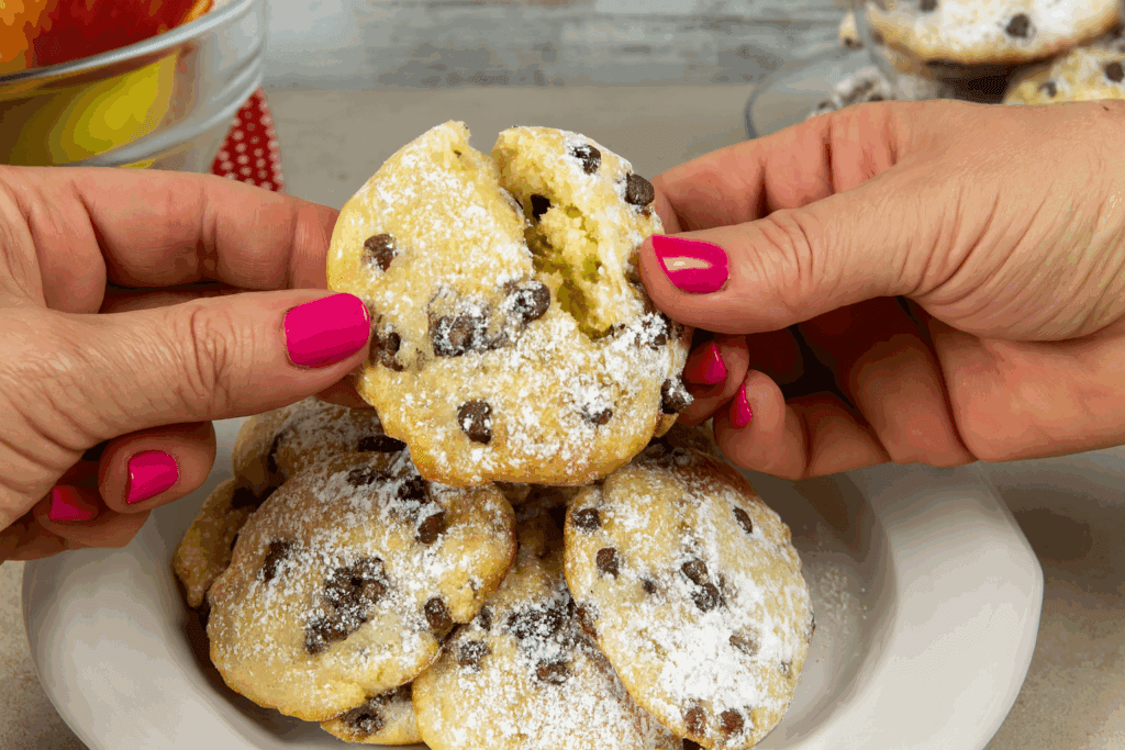 La ricetta dei biscotti alle mele che tutti mi chiedono: ogni volta che li sforno, finiscono subito – uno tira l’altro!