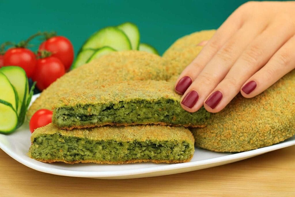 Sto a dieta ferrea e oggi mi toccava pollo con spinaci, e io ci ho fatto le spinacine: leggere, proteiche e da rifare subito!