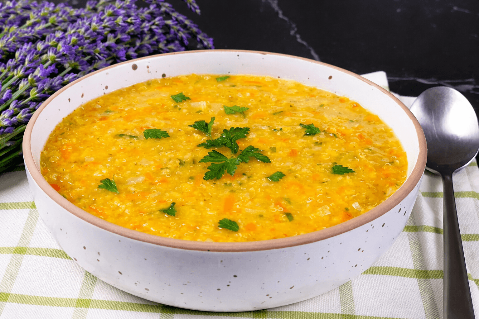 Zuppa di lenticchie e quinoa