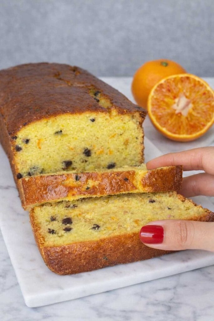 Quando non so che dolce fare frullo le arance e preparo questo pan d’arancia che viene sempre bene, è il dolce da colazione preferito di tutti!