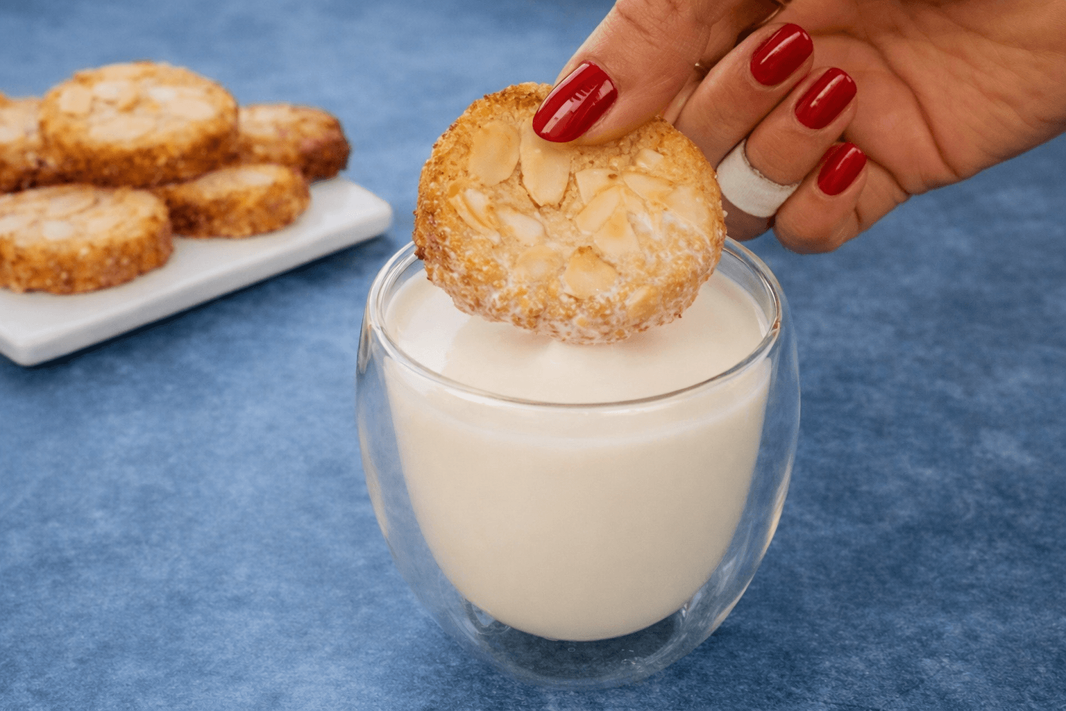 Biscotti mandorle e arancia