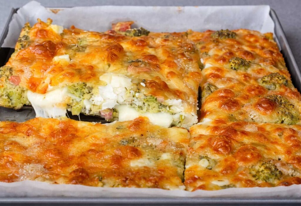 Non avevo voglia dei soliti broccoli lessi, così ci ho fatto questo sformato caldo, completo e nutriente che ora rifaccio ogni settimana!