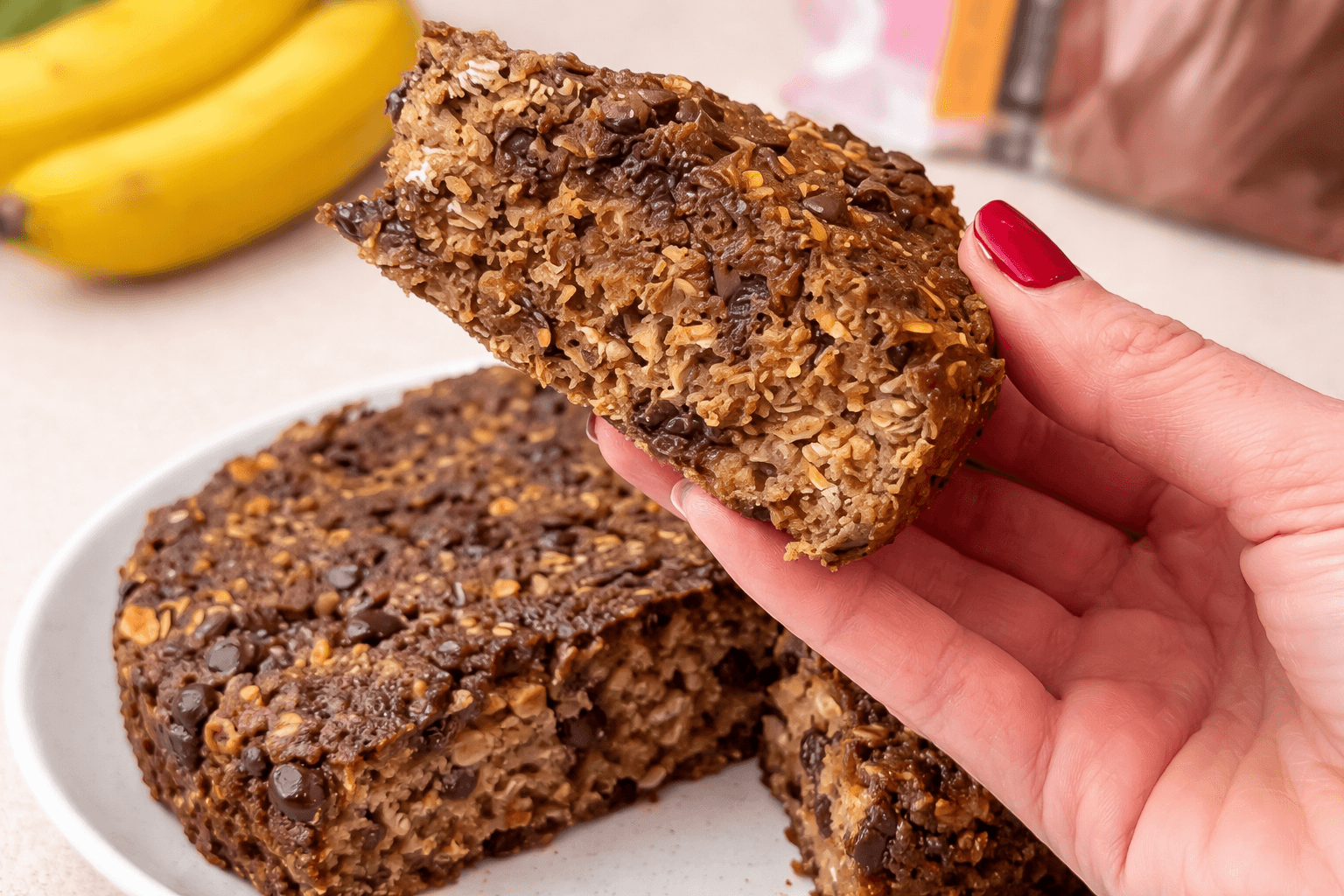 Torta di avena, banana e cioccolato