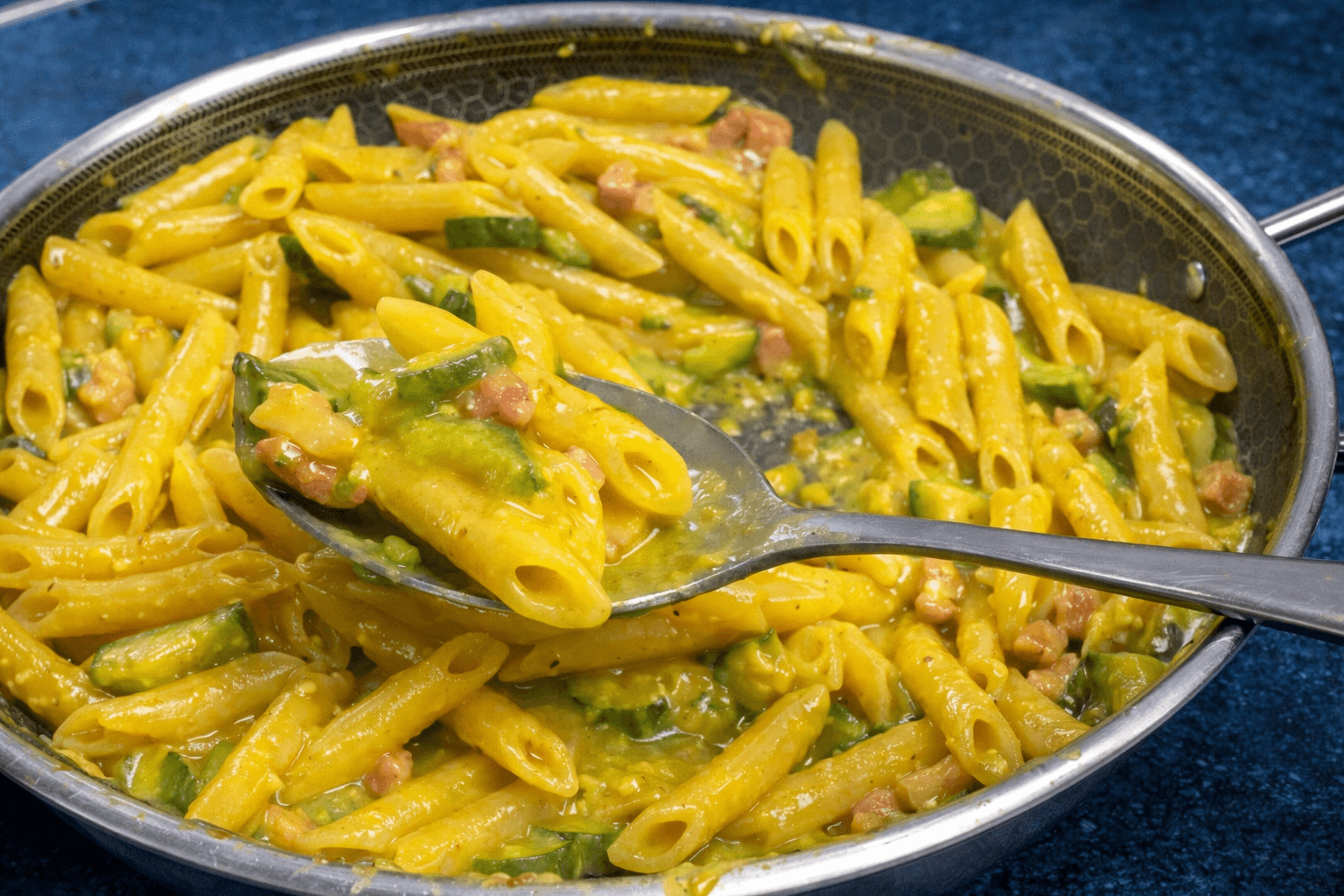 Pasta zucchine e prosciutto